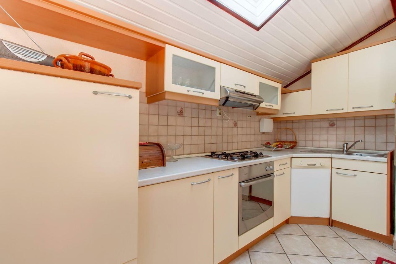 Apartment Danilo Mali Losinj Exterior photo